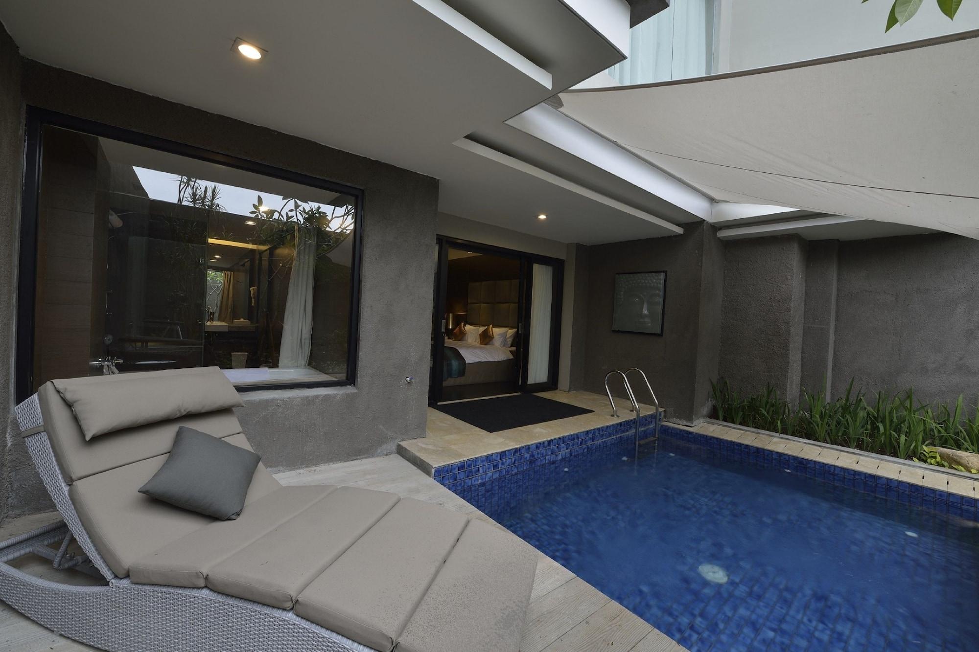 Amaroossa Suite Bali Nusa Dua  Exterior photo