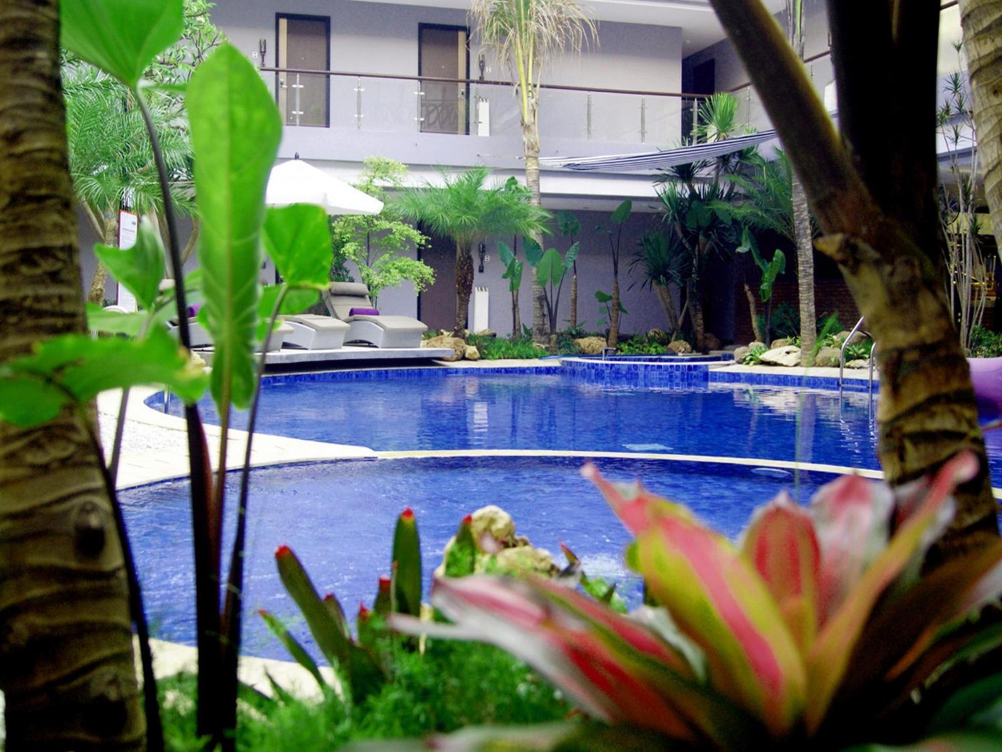 Amaroossa Suite Bali Nusa Dua  Exterior photo