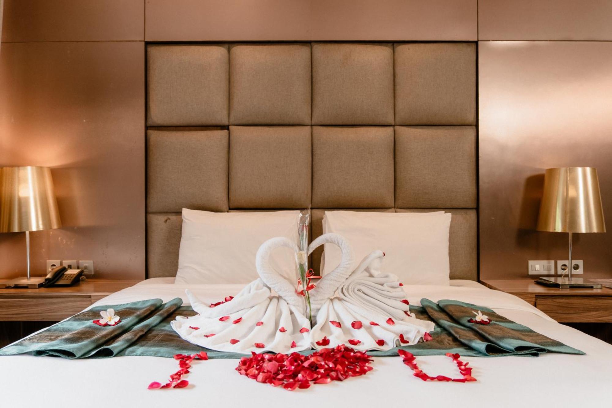 Amaroossa Suite Bali Nusa Dua  Exterior photo