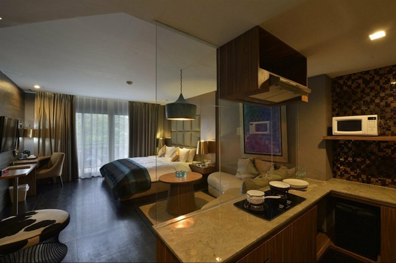 Amaroossa Suite Bali Nusa Dua  Exterior photo